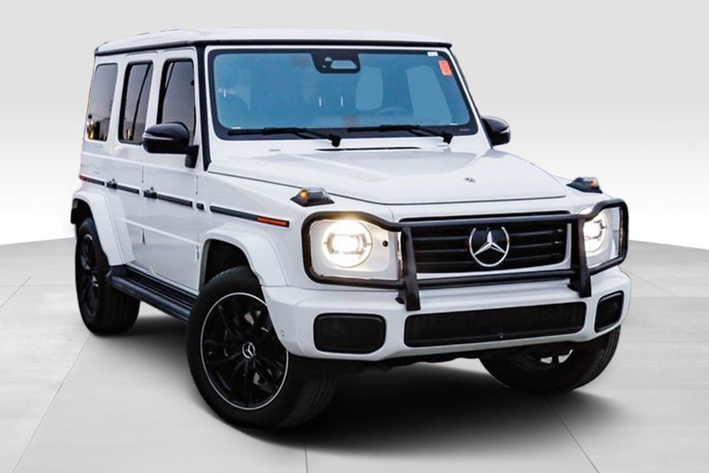 Used 2025 Mercedes-Benz G 550 image 2