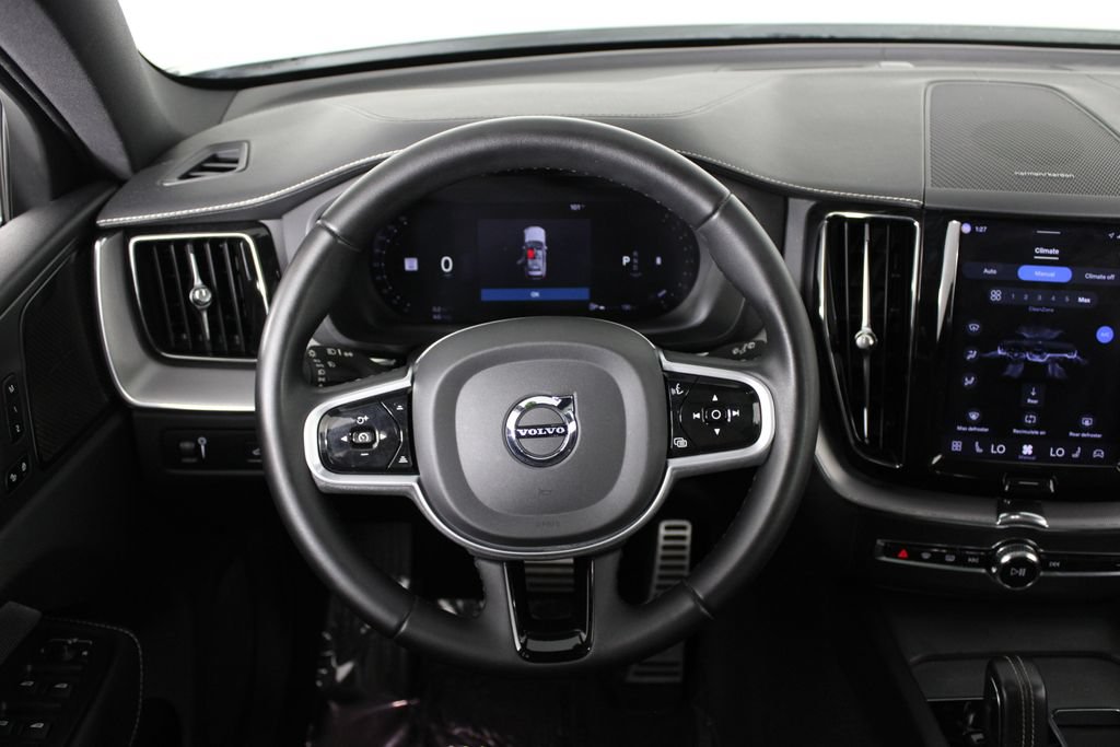 Used 2022 Volvo XC60 B5 R-Design w/ Protection Package Premier FWD image 20