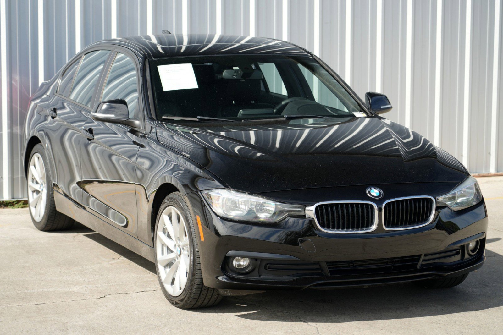 Used 2017 BMW 320i xDrive Sedan image 49