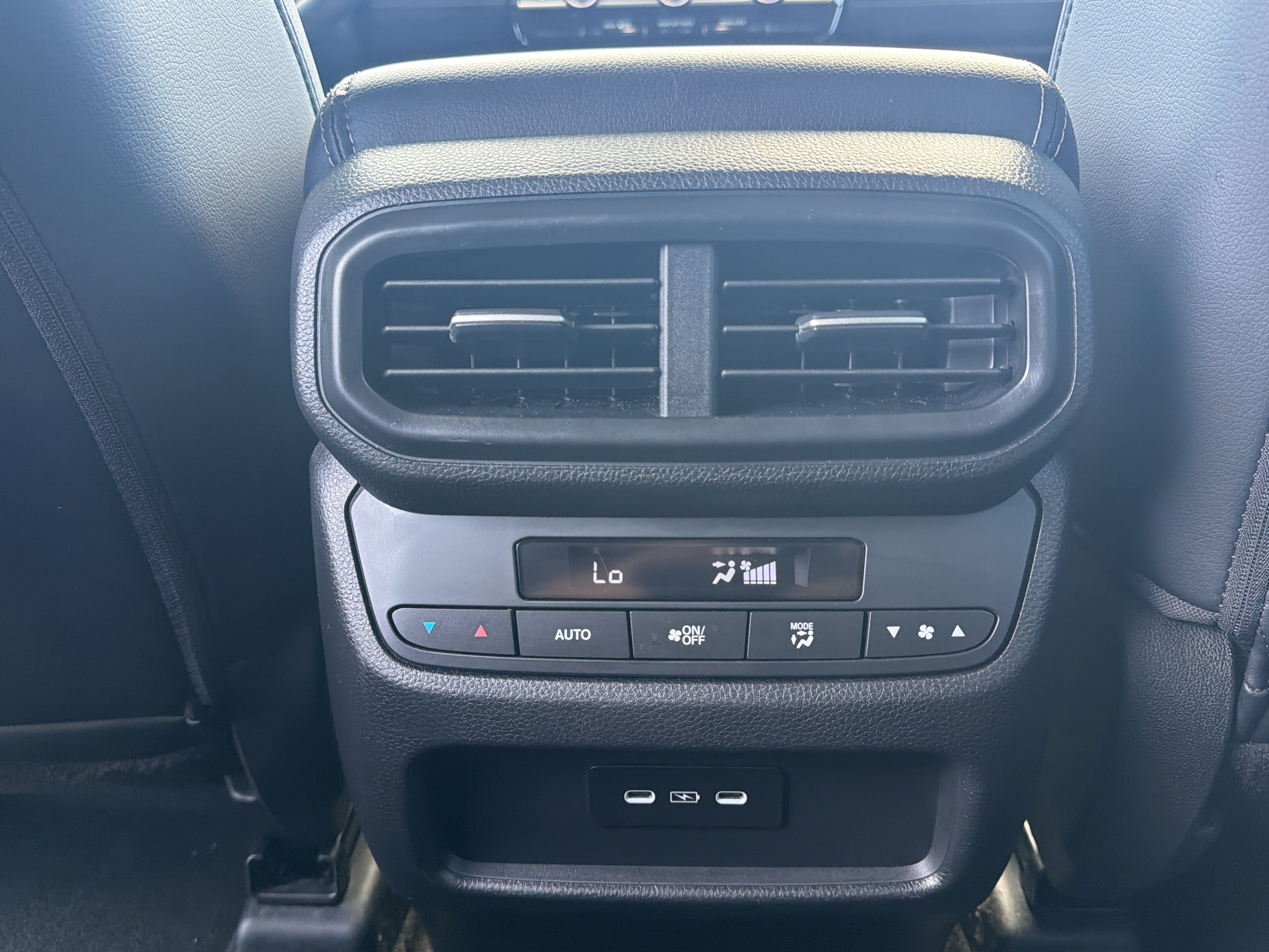 Certified 2025 Honda Pilot EX-L image 28