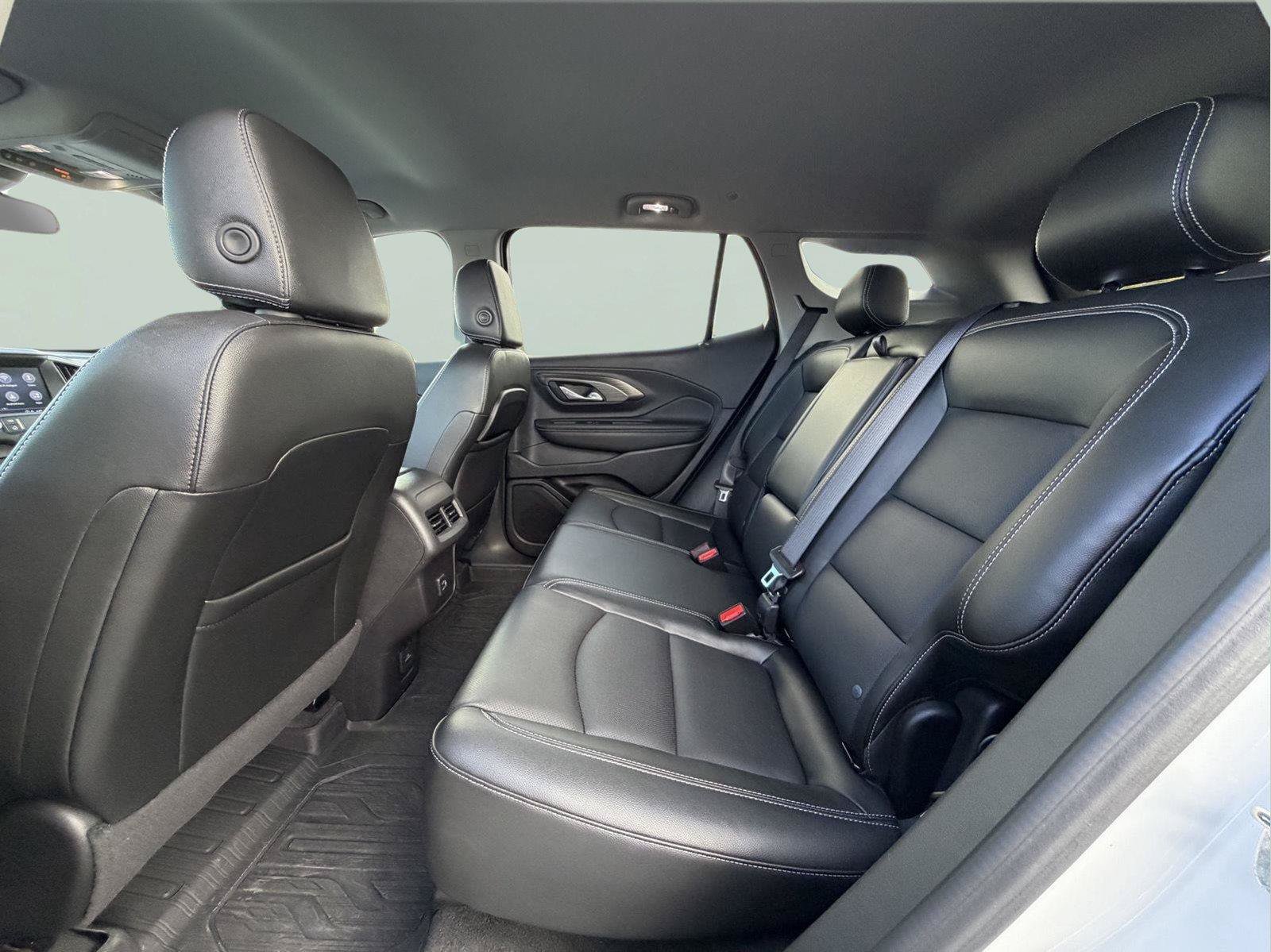 Used 2024 GMC Terrain SLT w/ Elevation Edition AWD/4WD image 26