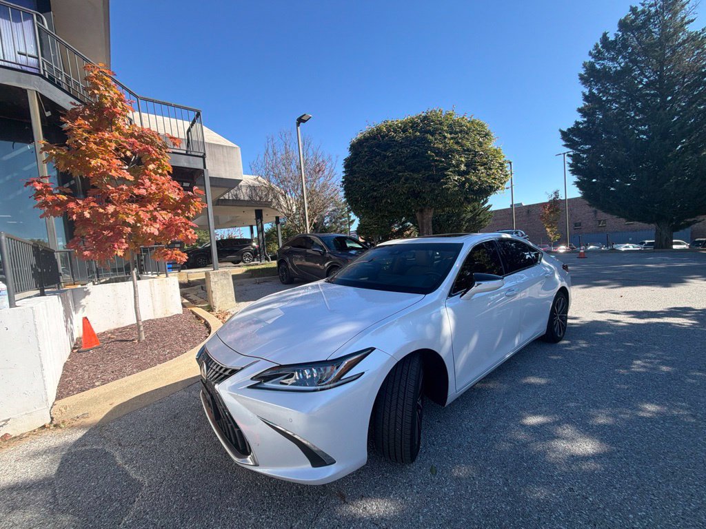 Certified 2025 Lexus ES 350 w/ Premium Package FWD image 22