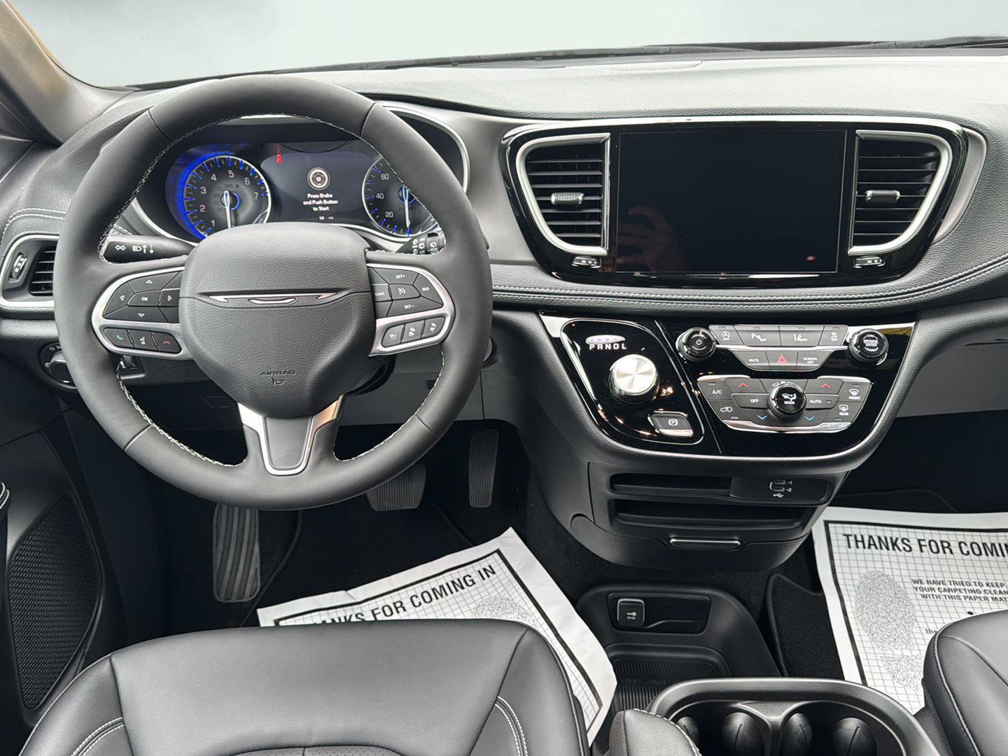 New 2027 Chrysler Pacifica Select FWD image 13
