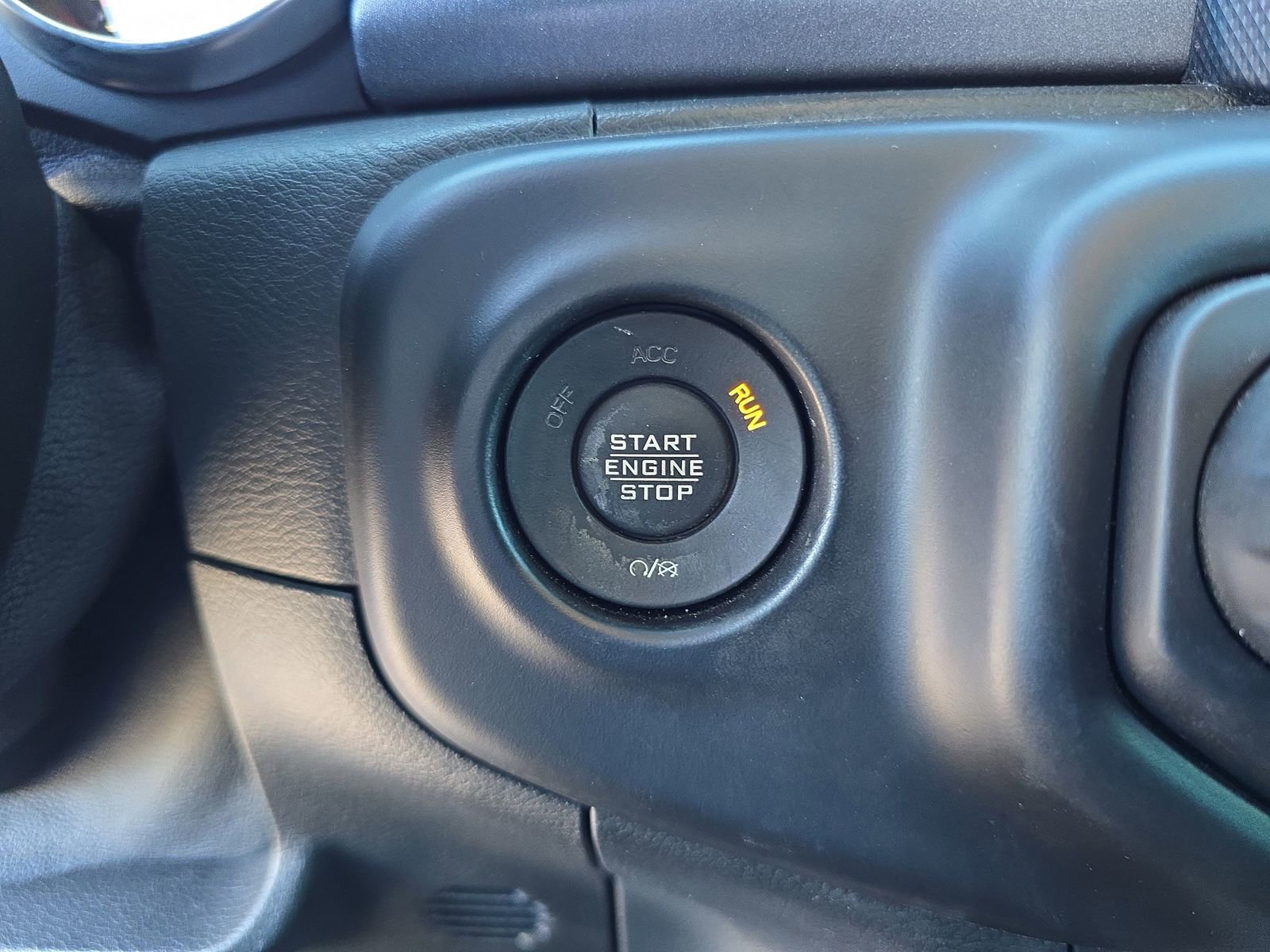 Used 2021 Jeep Gladiator Mojave image 25