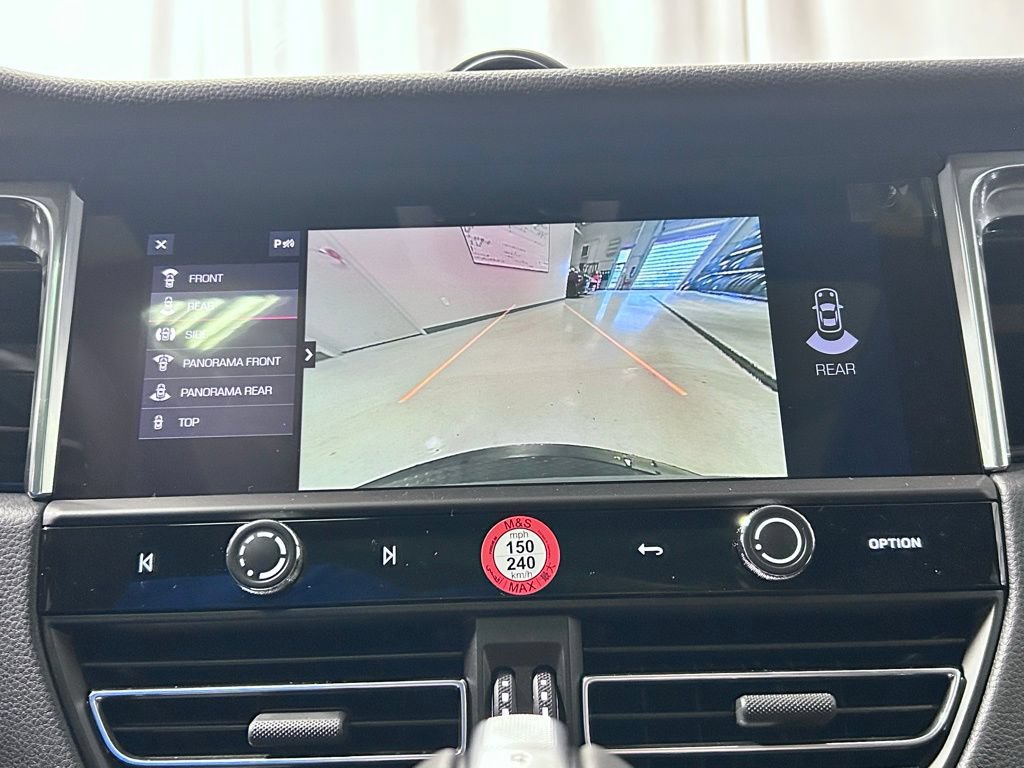 Certified 2026 Porsche Macan AWD/4WD image 20