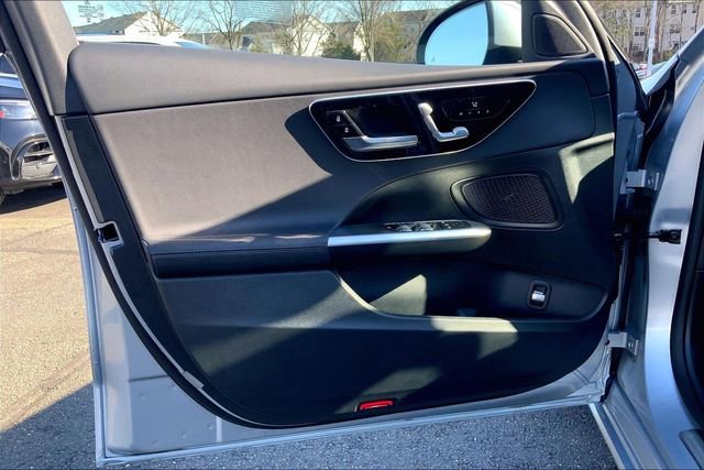 Used 2025 Mercedes-Benz C 300 4MATIC Sedan image 18