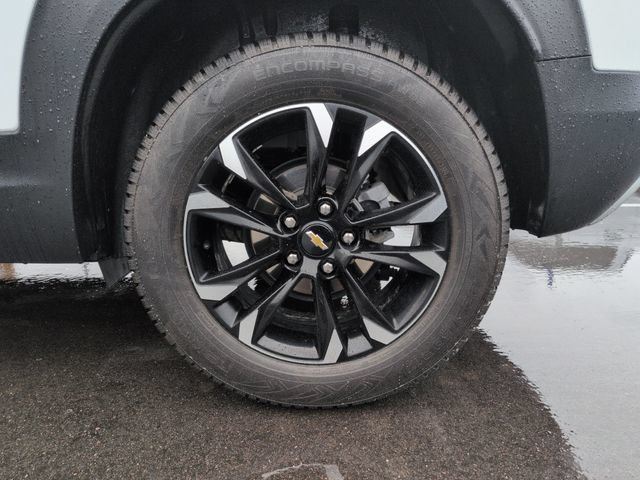 Used 2023 Chevrolet TrailBlazer LT w/ Convenience Package AWD/4WD image 11