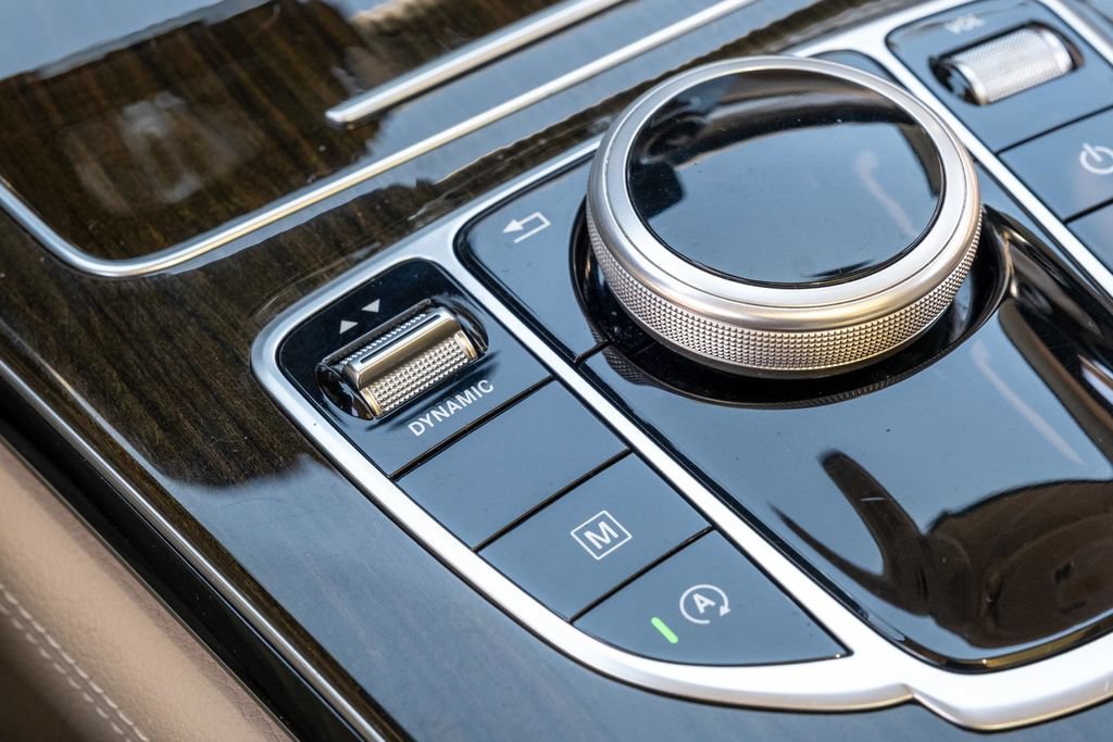 Used 2019 Mercedes-Benz GLC 300 image 23