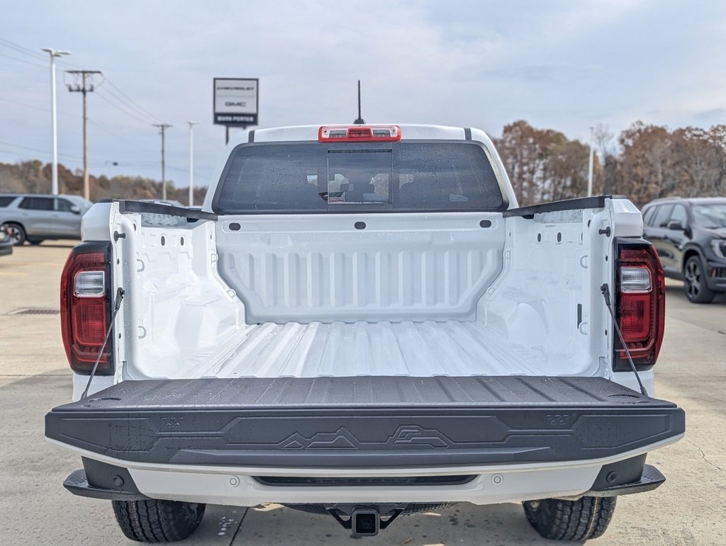 New 2026 GMC Canyon Elevation image 11