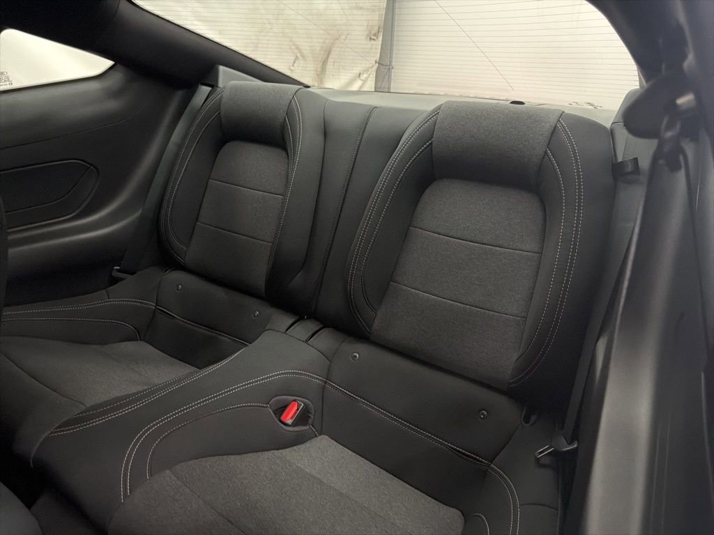 Used 2025 Ford Mustang Coupe image 19