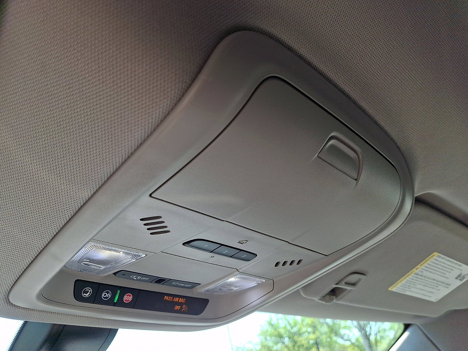 Used 2020 Buick Enclave Essence w/ LPO, Floor Liner Package FWD image 21