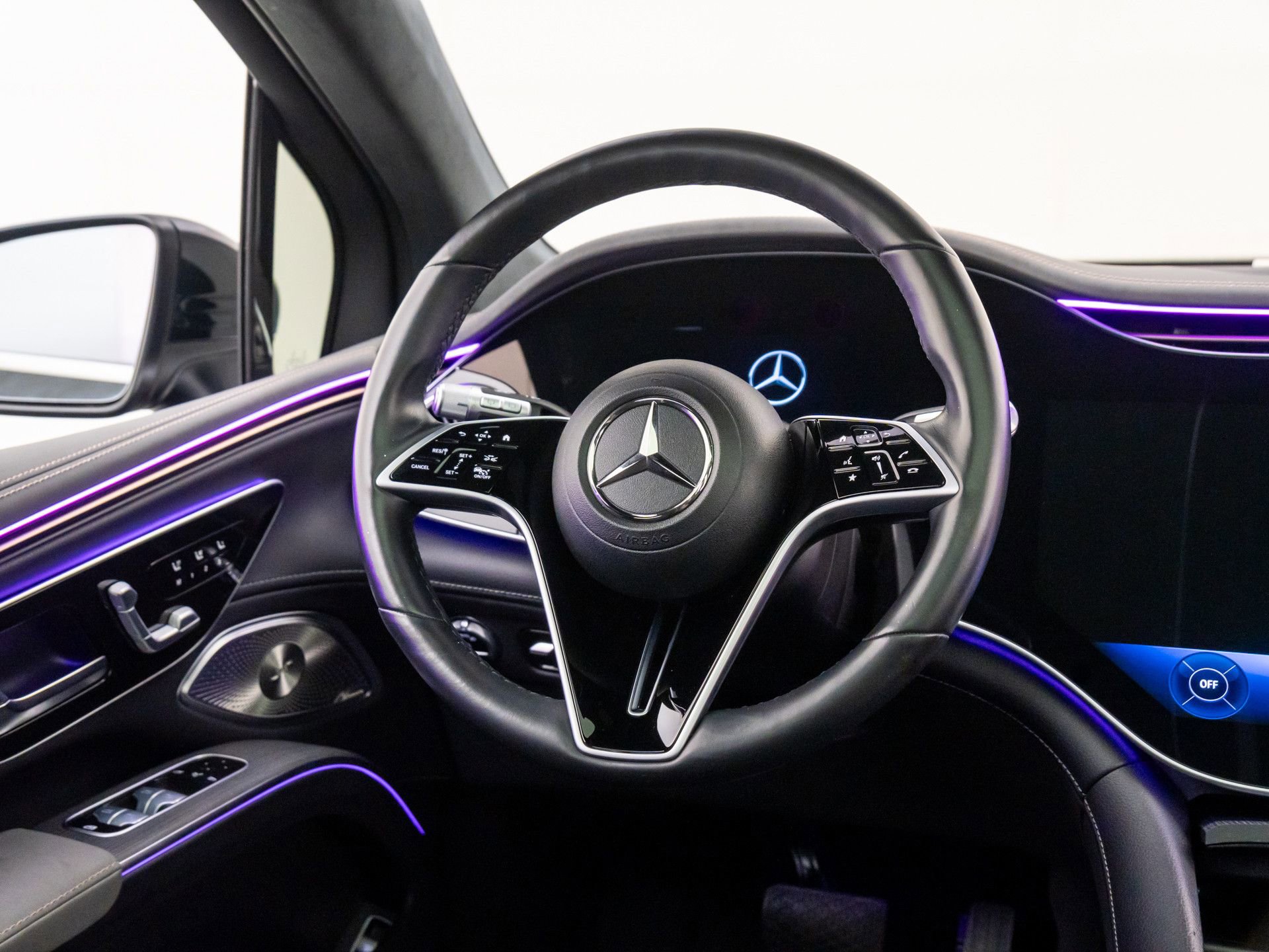 Certified 2023 Mercedes-Benz EQS 580 4MATIC SUV image 11