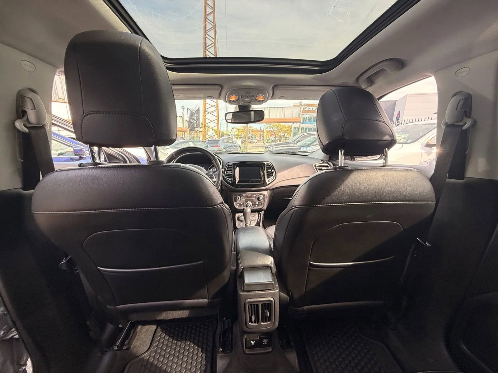 Used 2019 Jeep Compass Latitude image 26