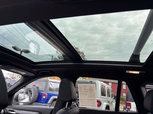 Used 2020 BMW X1 xDrive28i w/ Premium Package image 11