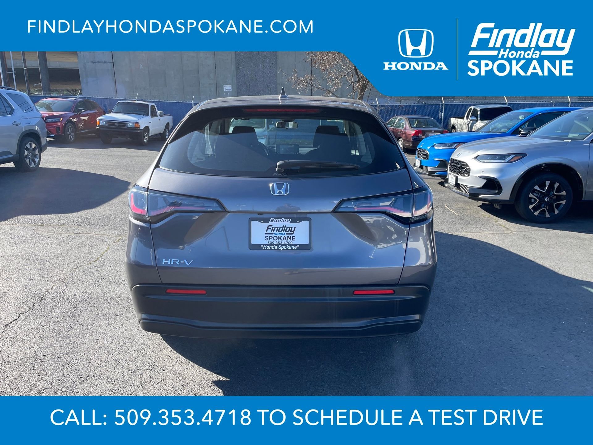 Used 2023 Honda HR-V LX image 3