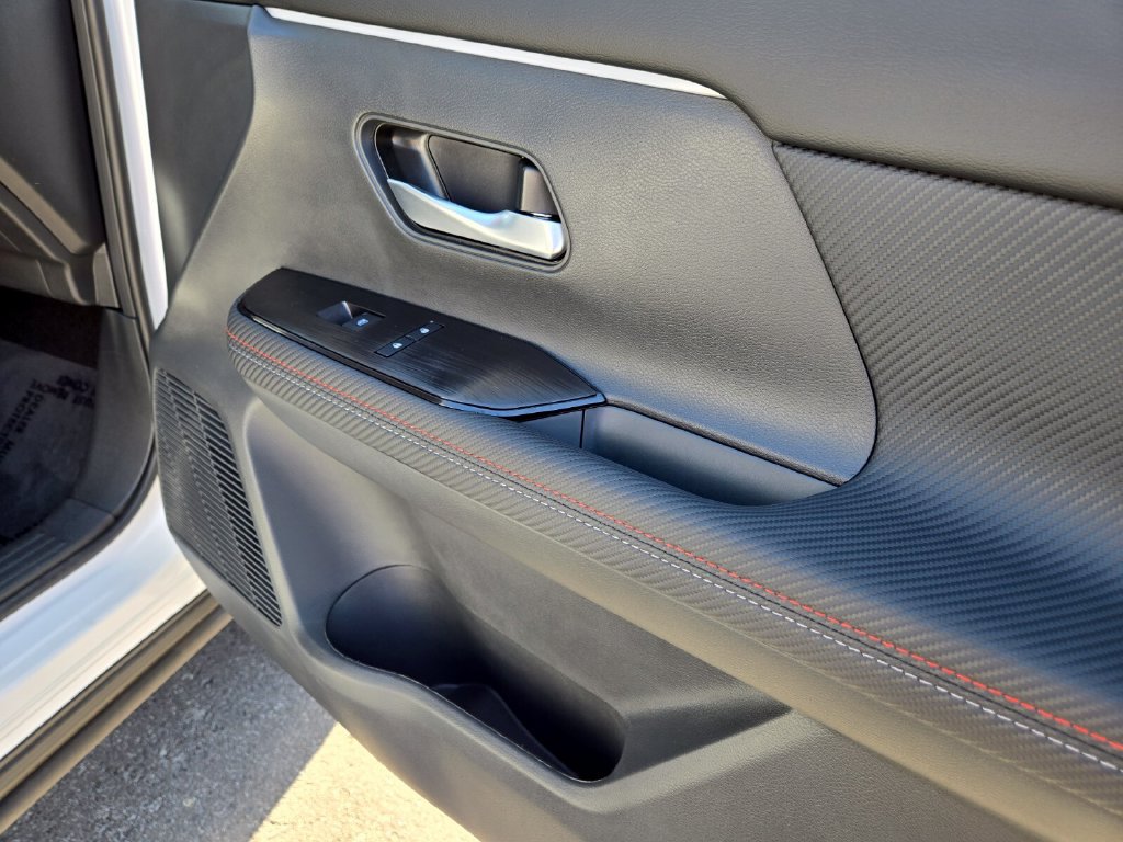 New 2027 Nissan Kicks SR AWD/4WD image 24