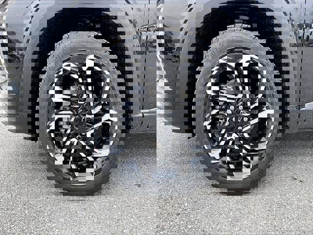 New 2026 Chevrolet Trax RS w/ Sunroof Package image 7