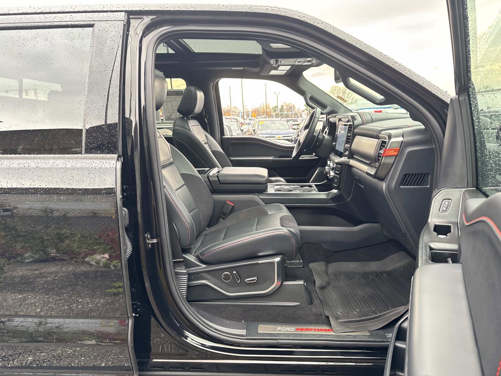 Used 2024 Ford F150 Raptor image 13