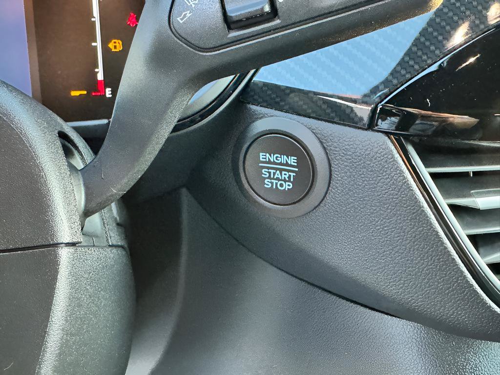 New 2026 Ford Escape ST-Line w/ Cold Weather Package FWD image 17