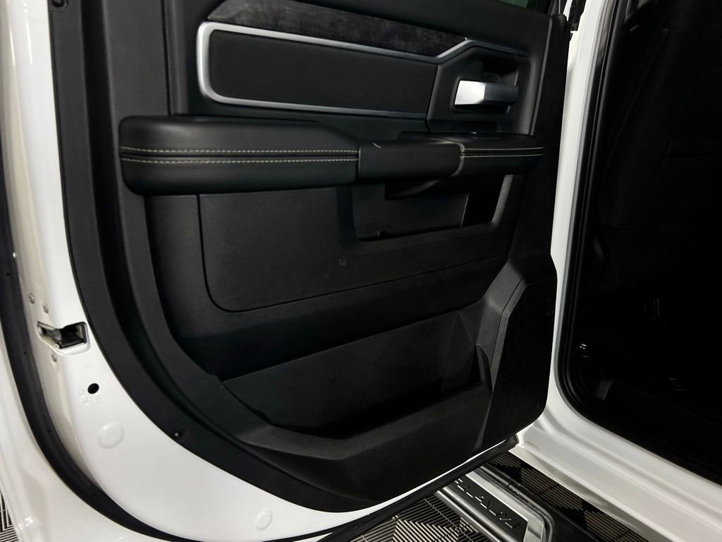 Used 2024 RAM 2500 Big Horn w/ Bed Utility Group image 25