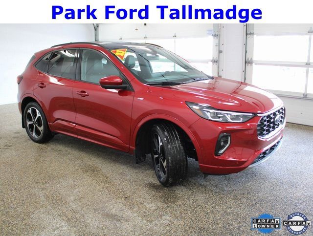 Used 2023 Ford Escape ST-Line Elite w/ Premium Technology Package image 7