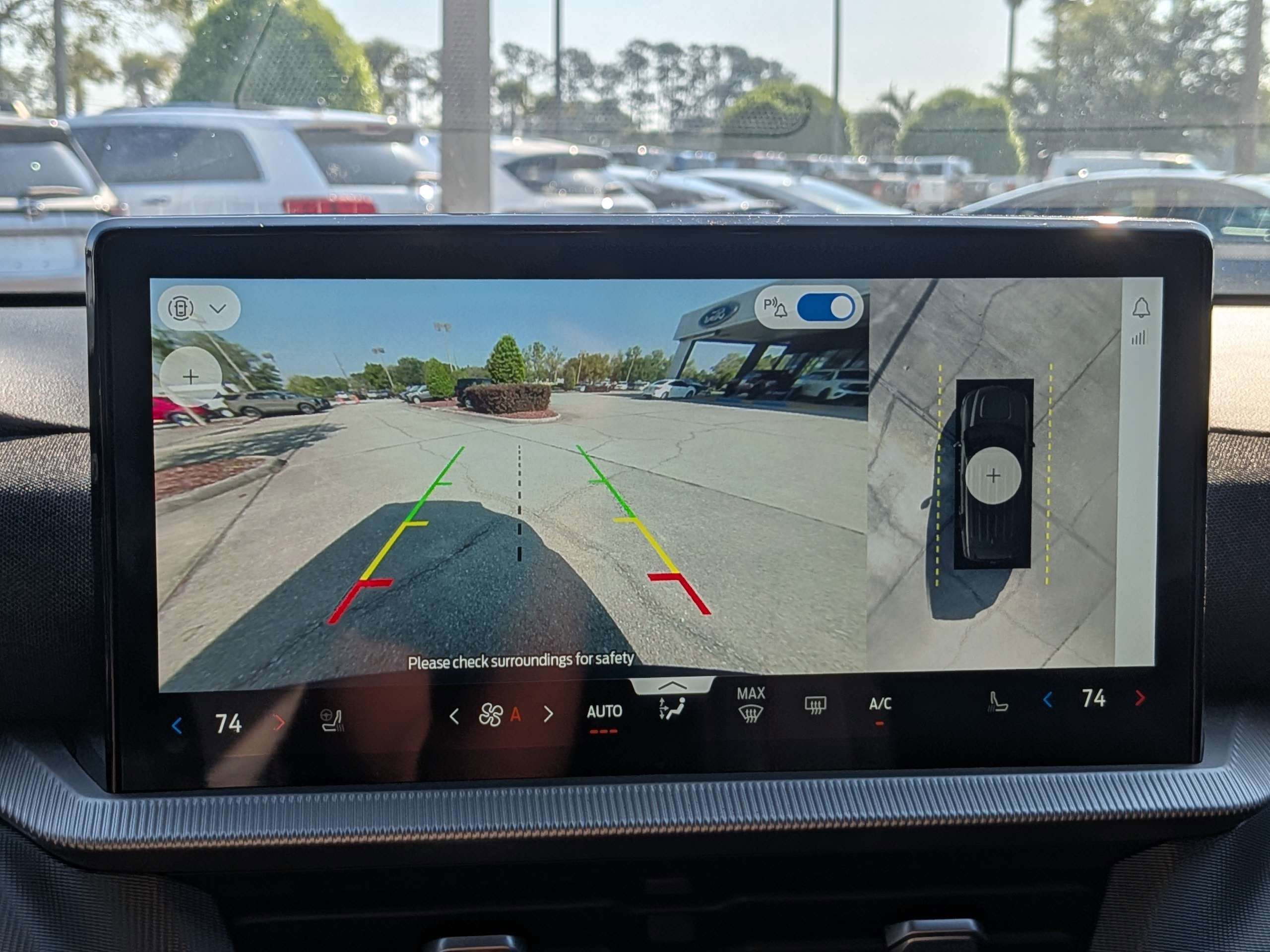 Used 2025 Ford Explorer ST-Line w/ Premium Package RWD image 23