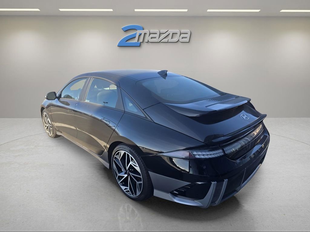 Used 2023 Hyundai Ioniq 6 SEL image 11