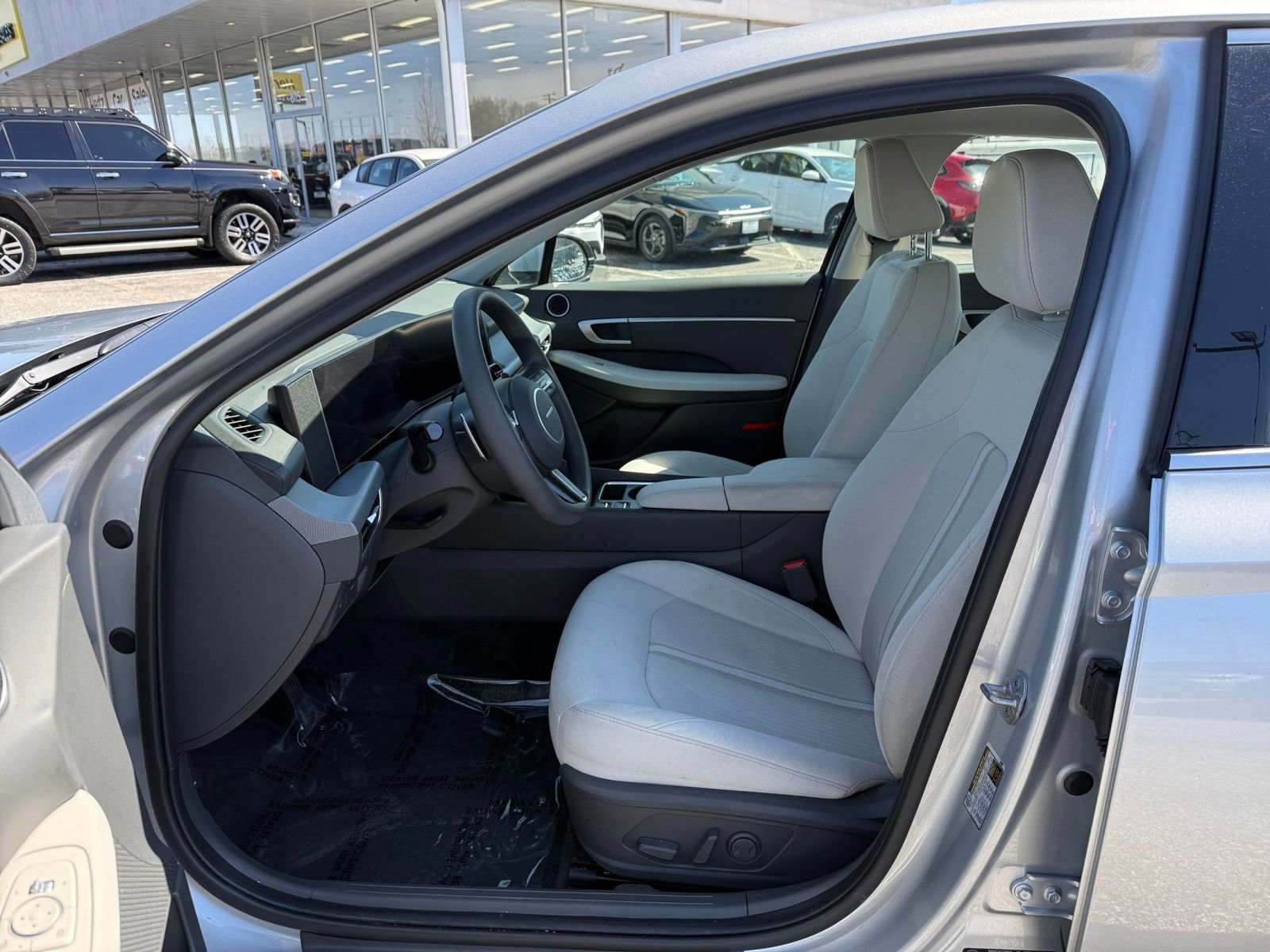 Used 2025 Hyundai Sonata SEL image 28