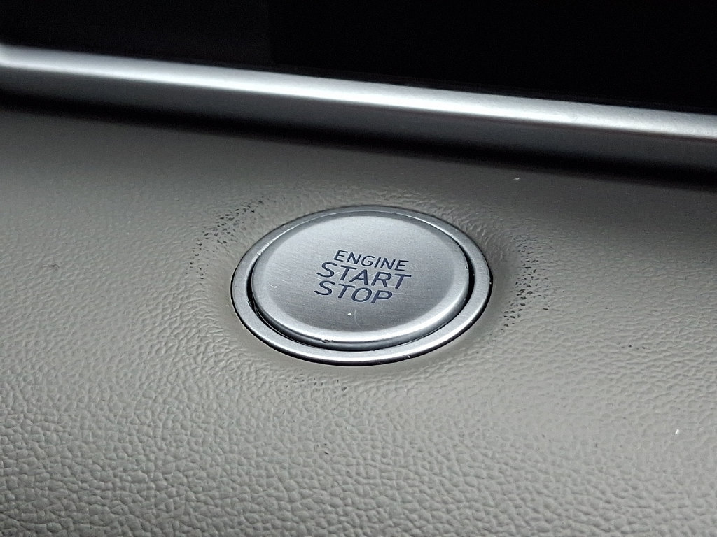 Used 2023 Hyundai Elantra SEL FWD image 23