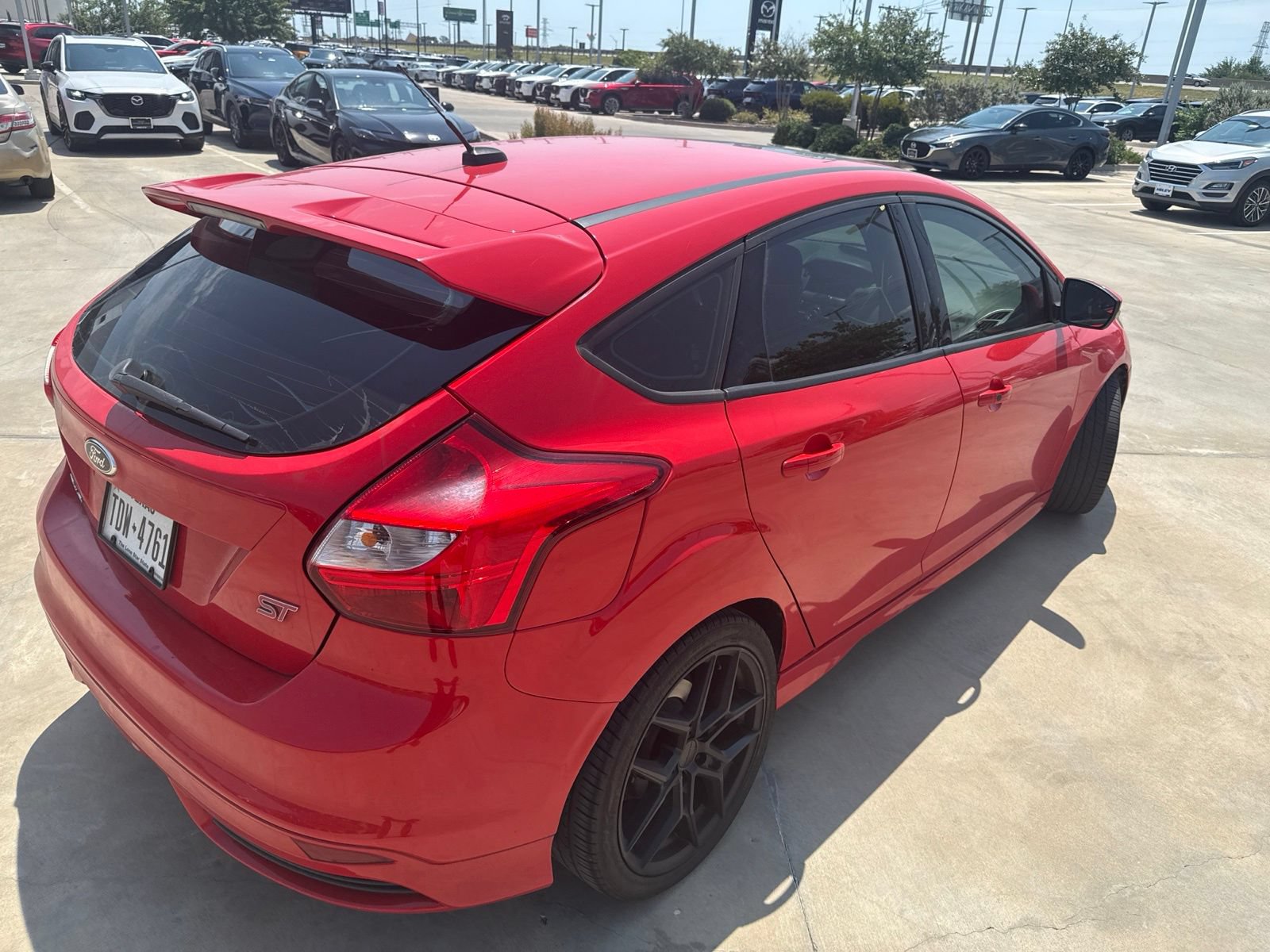 Used 2013 Ford Focus ST FWD image 3