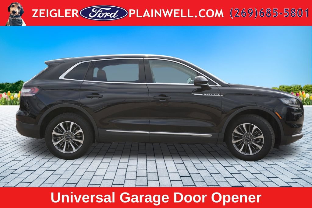Used 2022 Lincoln Nautilus AWD w/ Premium Package image 6