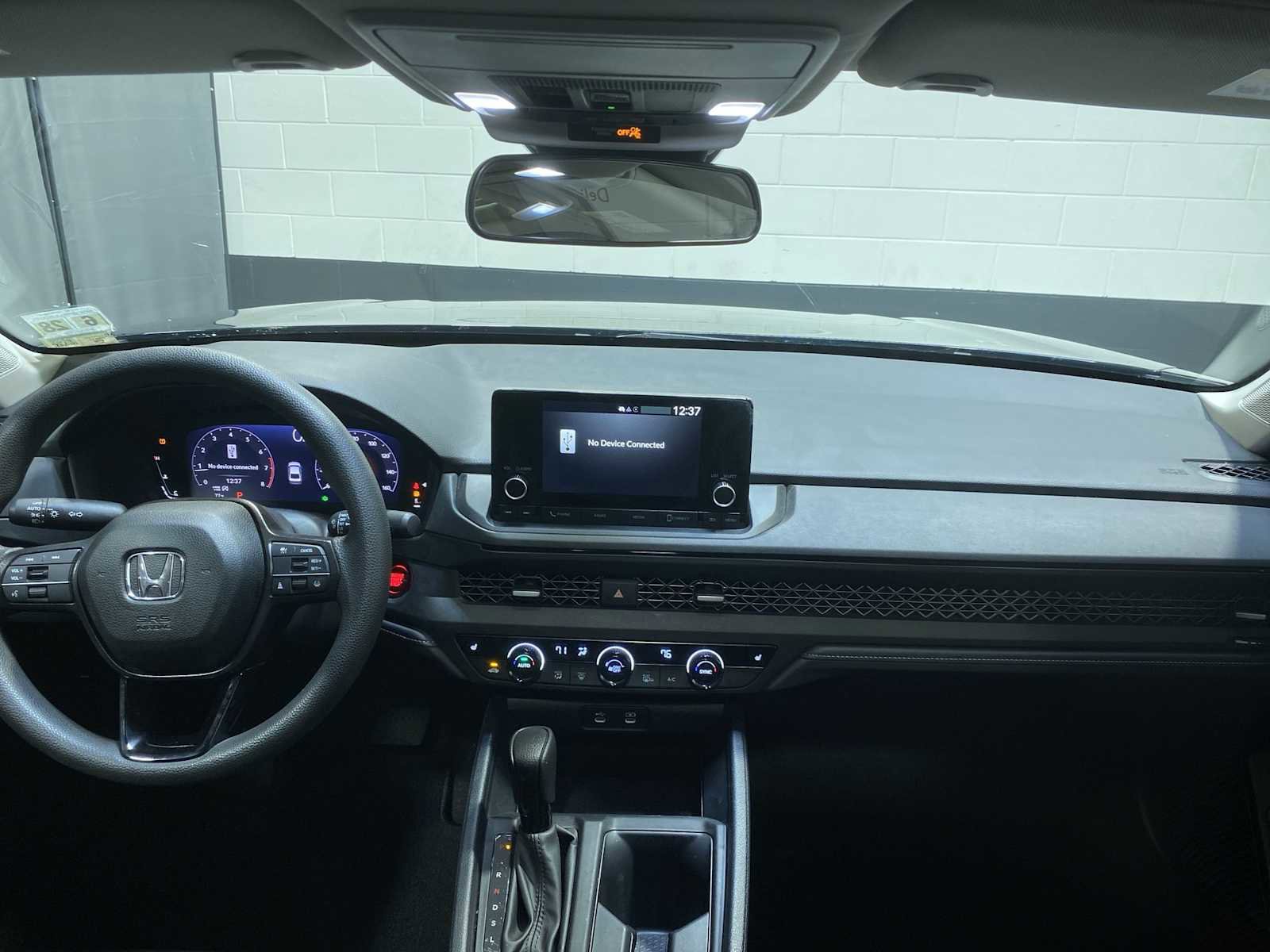 Used 2023 Honda Accord EX image 10