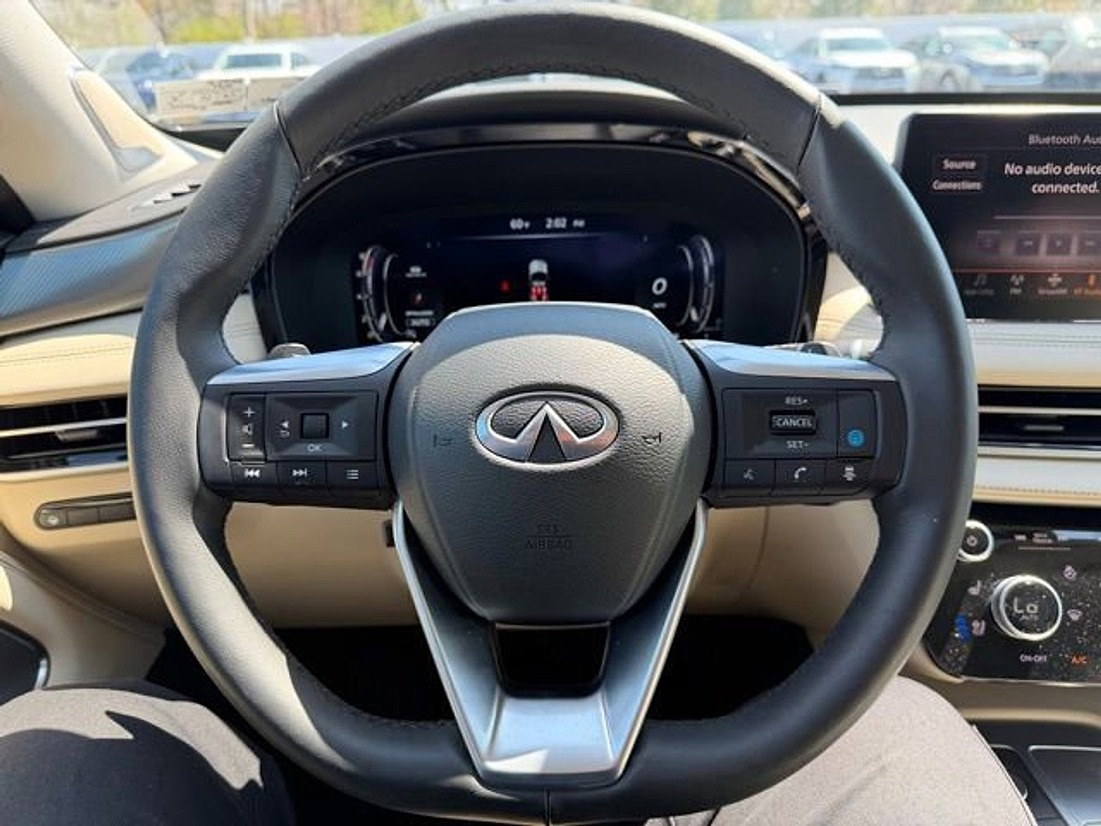 Certified 2025 INFINITI QX60 Luxe image 15
