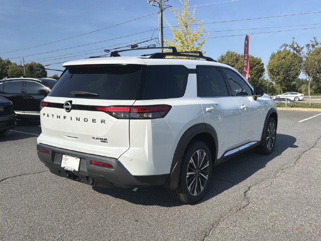 New 2026 Nissan Pathfinder Platinum AWD/4WD image 3