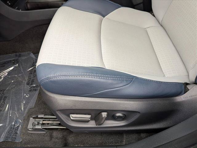 Used 2023 Subaru Solterra AWD image 11