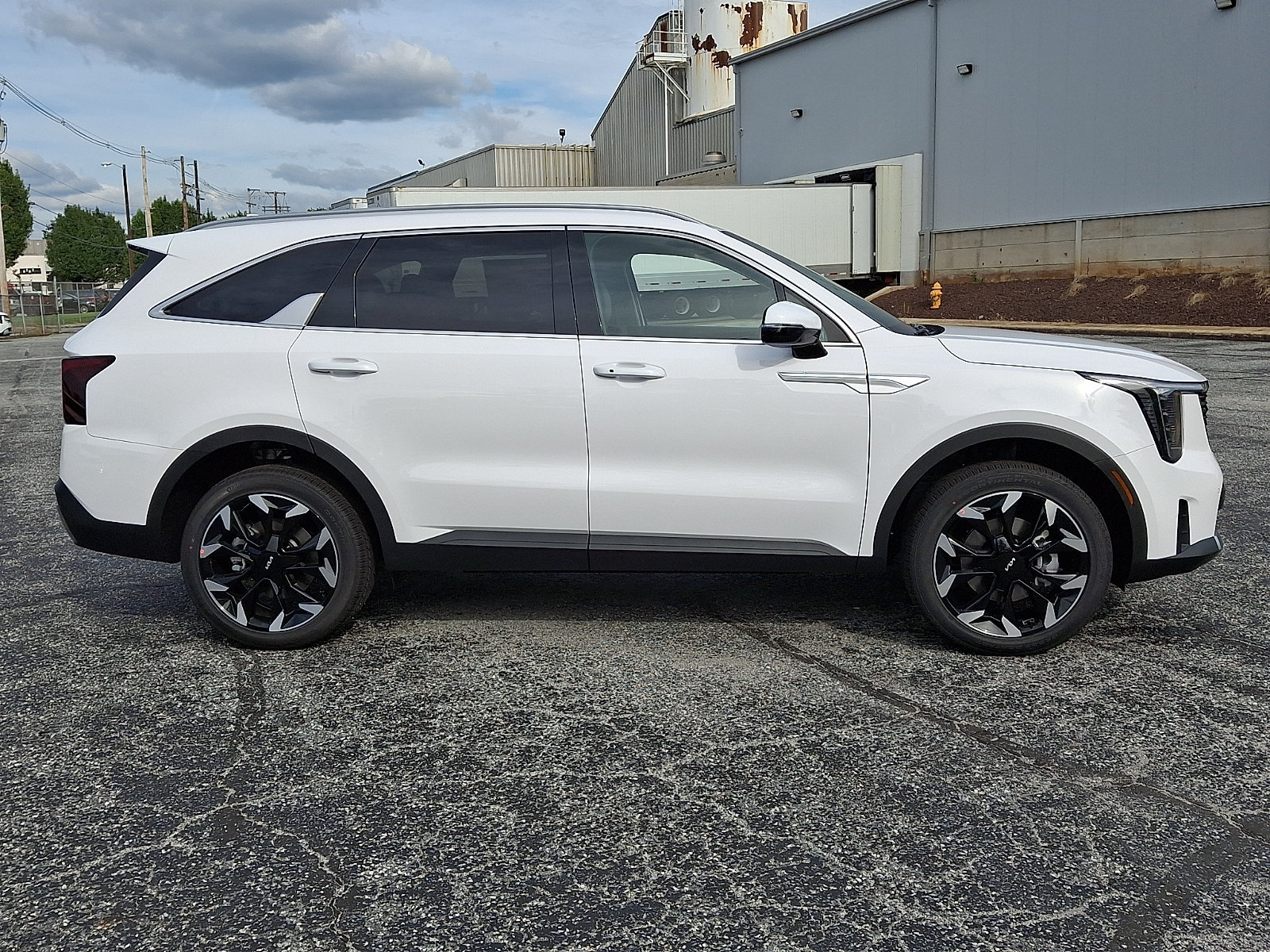 New 2026 Kia Sorento EX AWD/4WD image 9