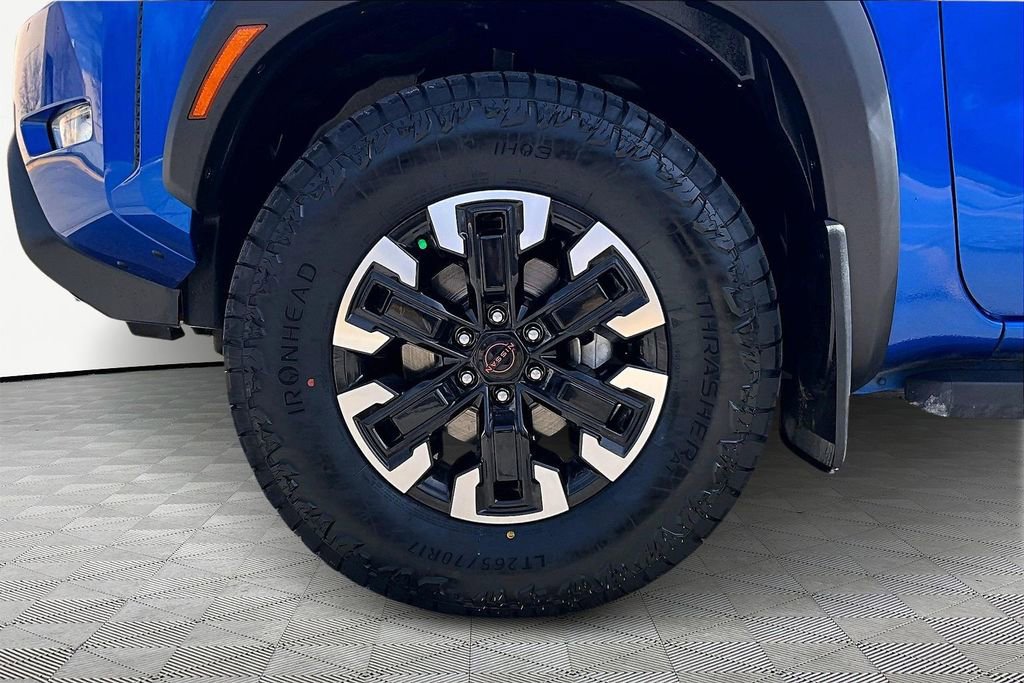 Used 2024 Nissan Frontier PRO-4X w/ Pro Convenience Package image 9