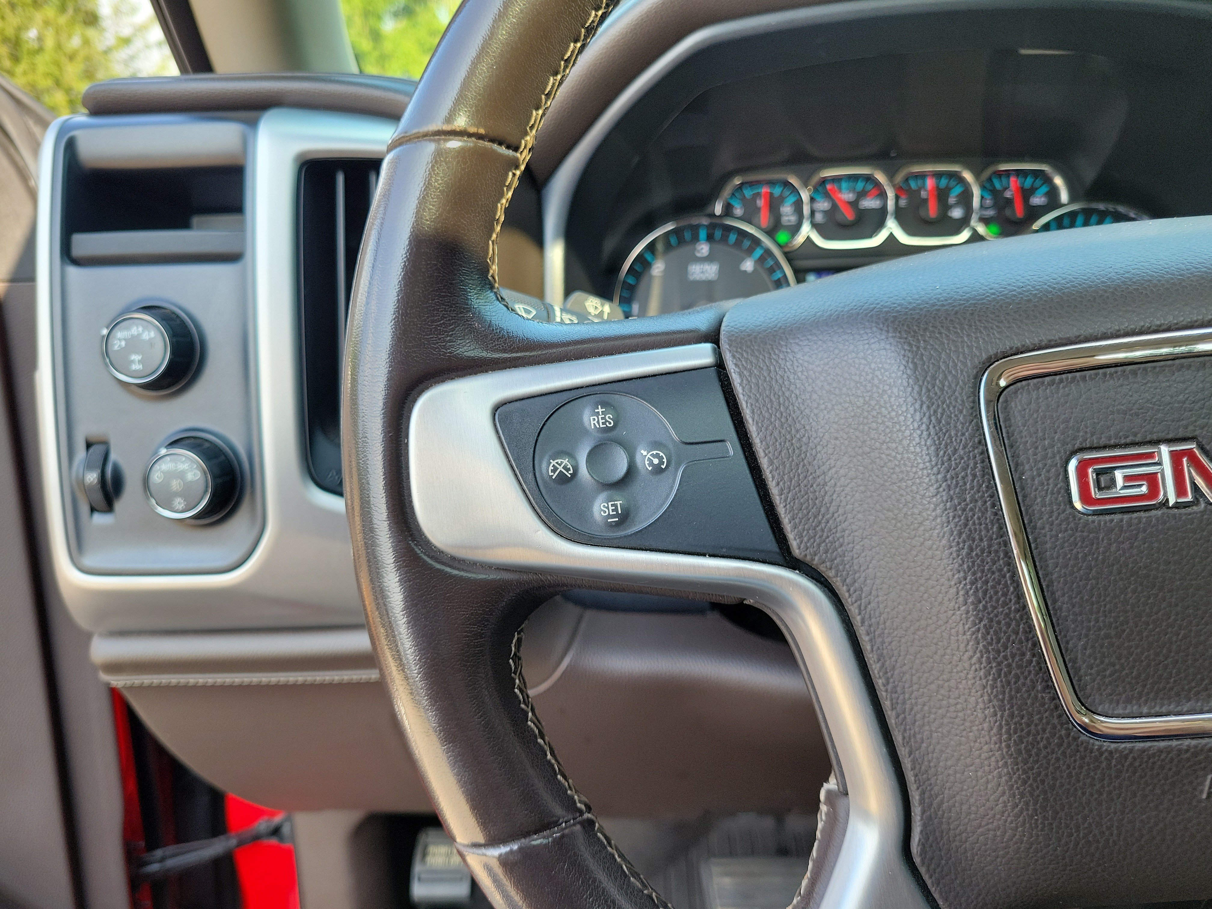 Used 2018 GMC Sierra 1500 SLT w/ SLT Premium Package AWD/4WD image 22