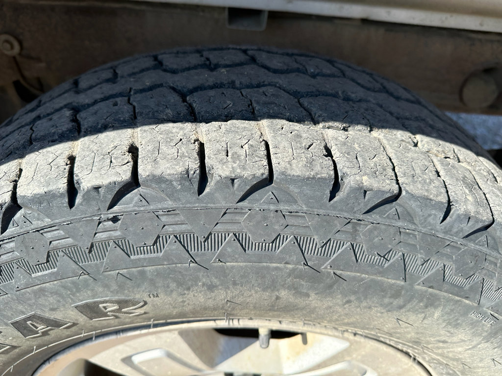 Used 2008 Chevrolet Silverado 1500 LT w/ Power Pack Plus image 12