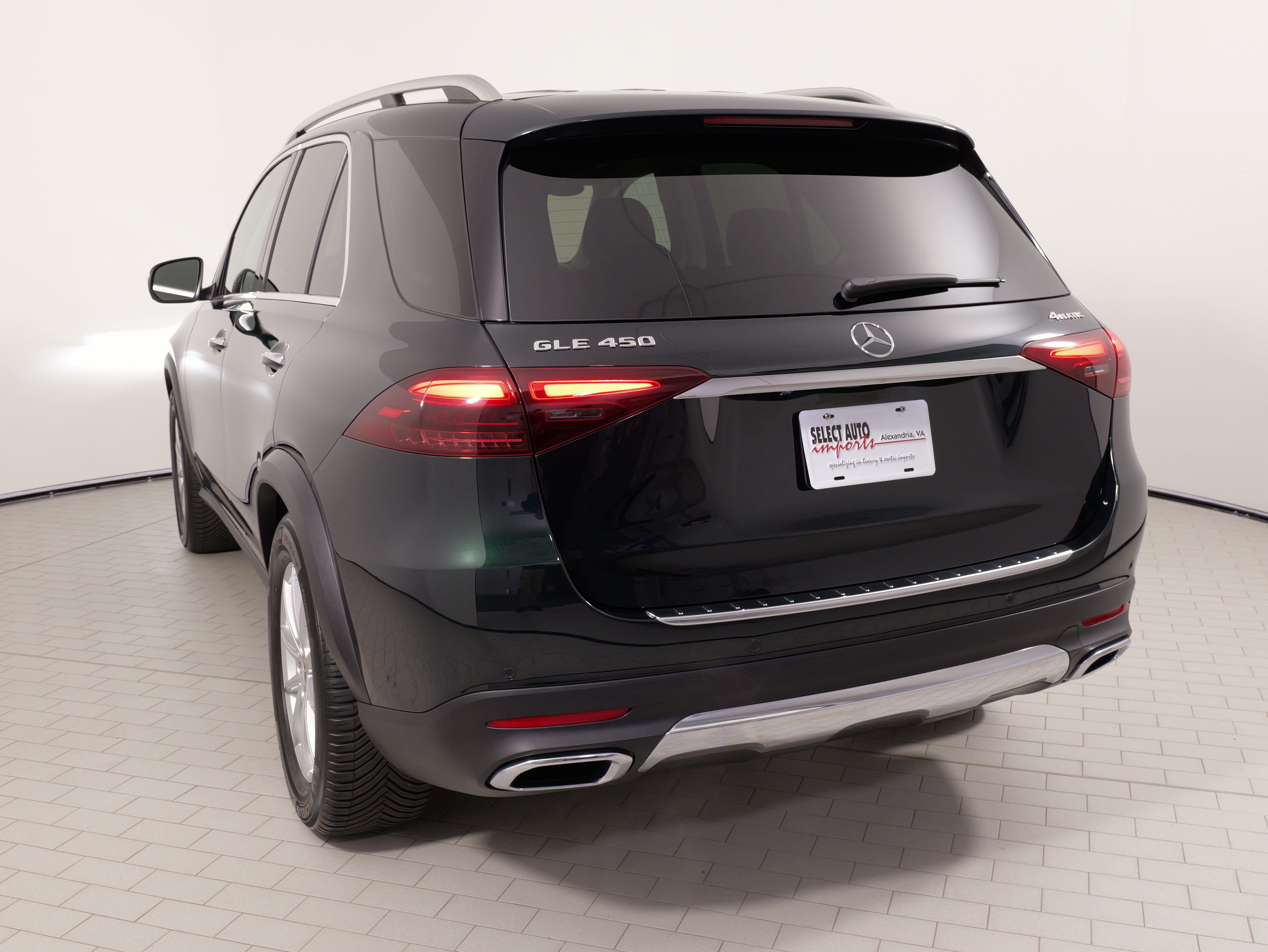 Used 2024 Mercedes-Benz GLE 450 4MATIC image 13