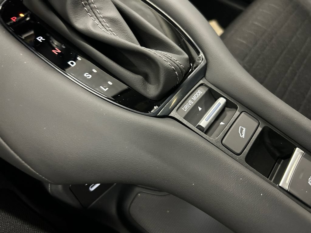 New 2027 Honda HR-V LX image 22