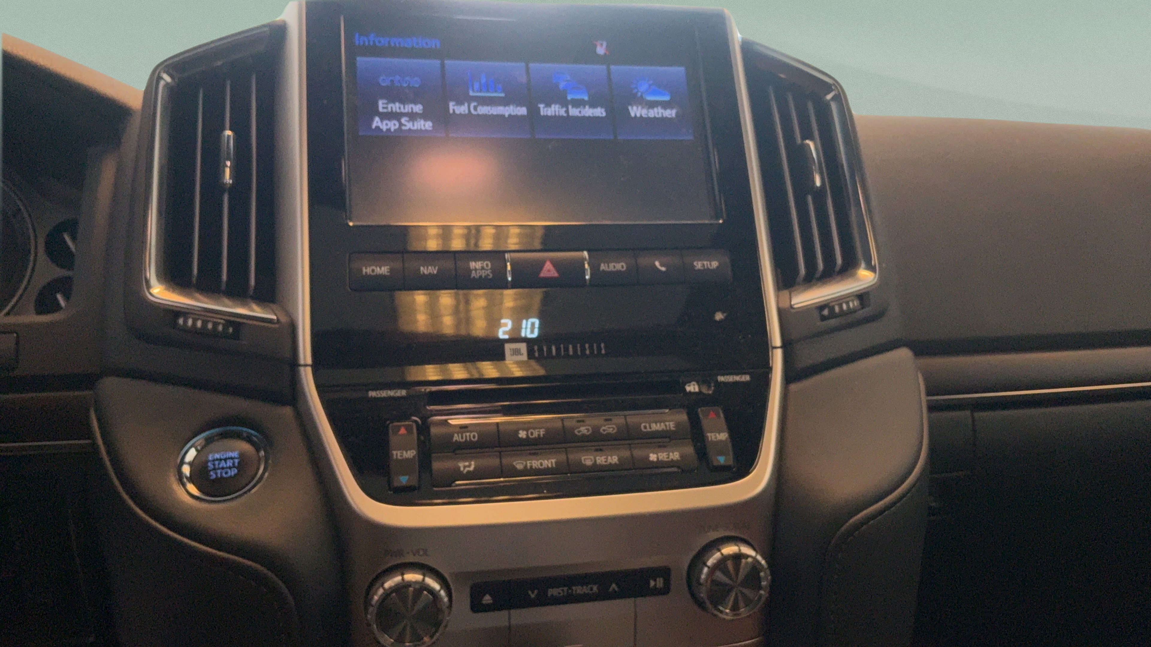 Used 2019 Toyota Land Cruiser AWD/4WD image 14