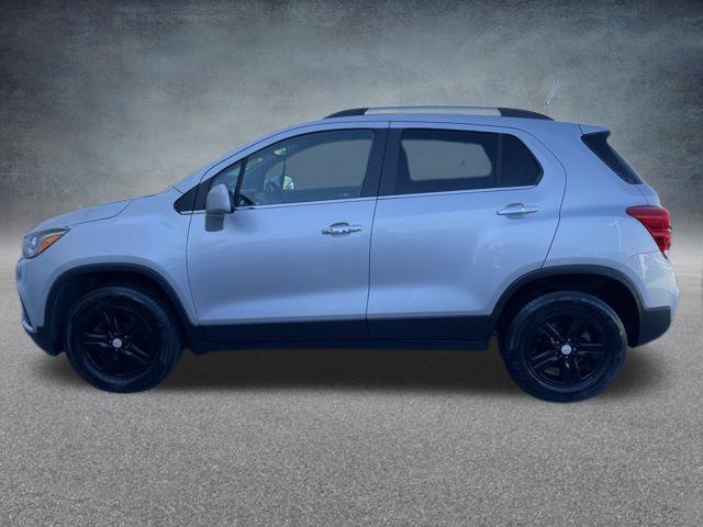 Used 2018 Chevrolet Trax LT w/ LT Convenience Package AWD/4WD image 3