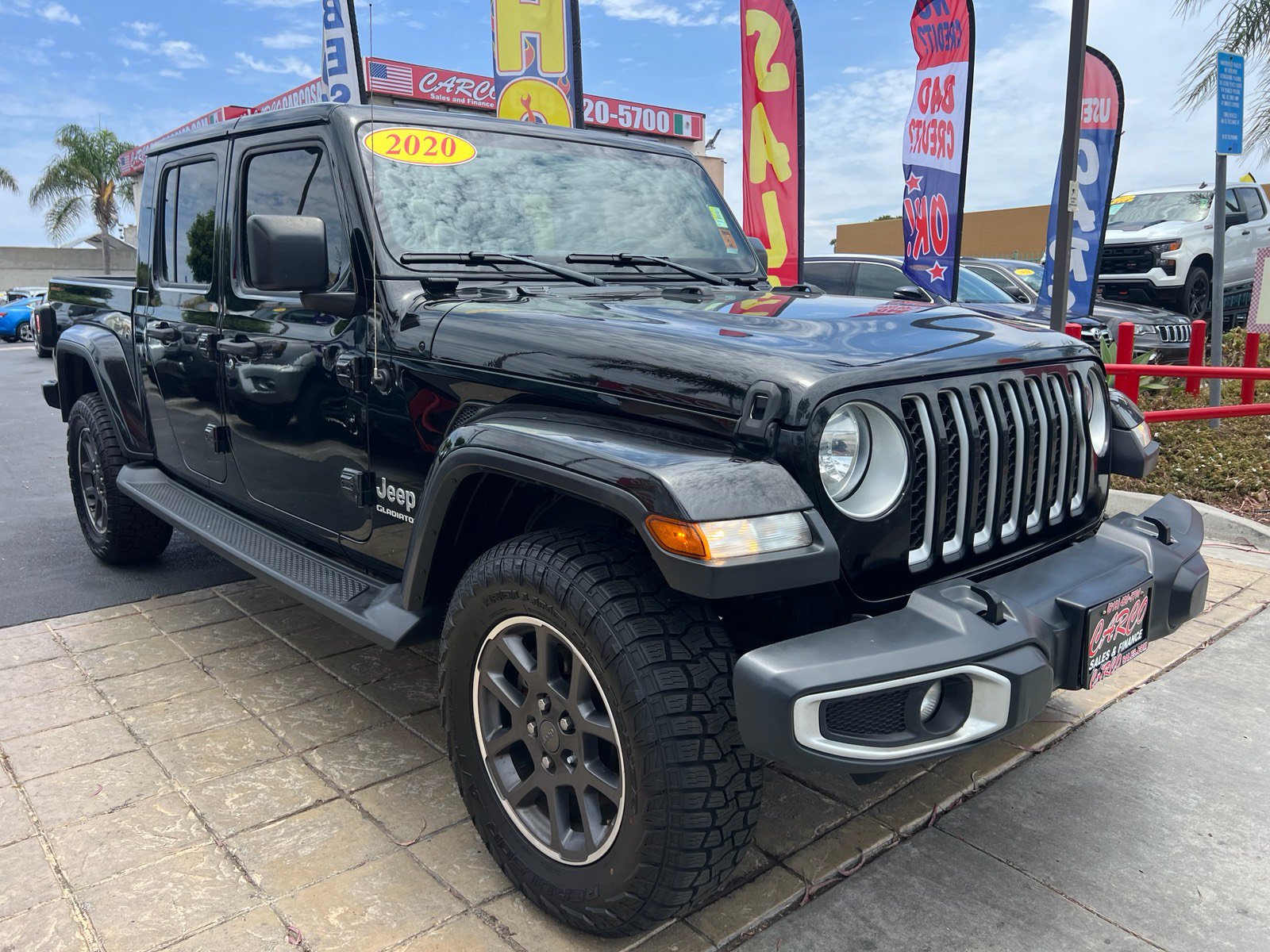 Used 2020 Jeep Gladiator Overland AWD/4WD image 1