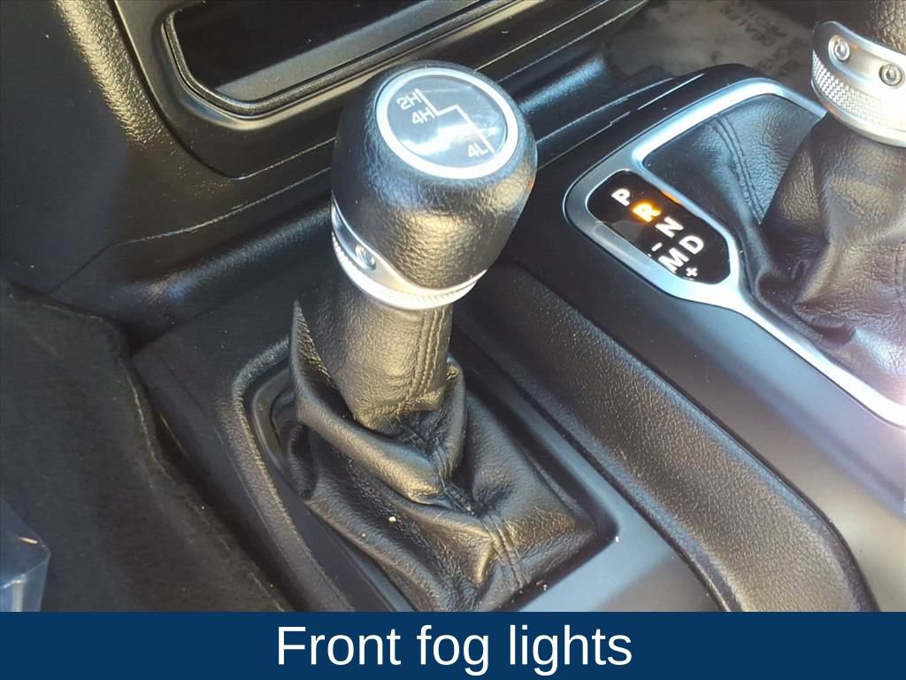 Used 2022 Jeep Wrangler Unlimited Sport image 9