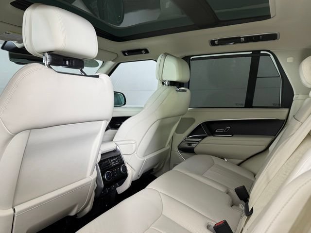 Used 2024 Land Rover Range Rover SE AWD/4WD image 25