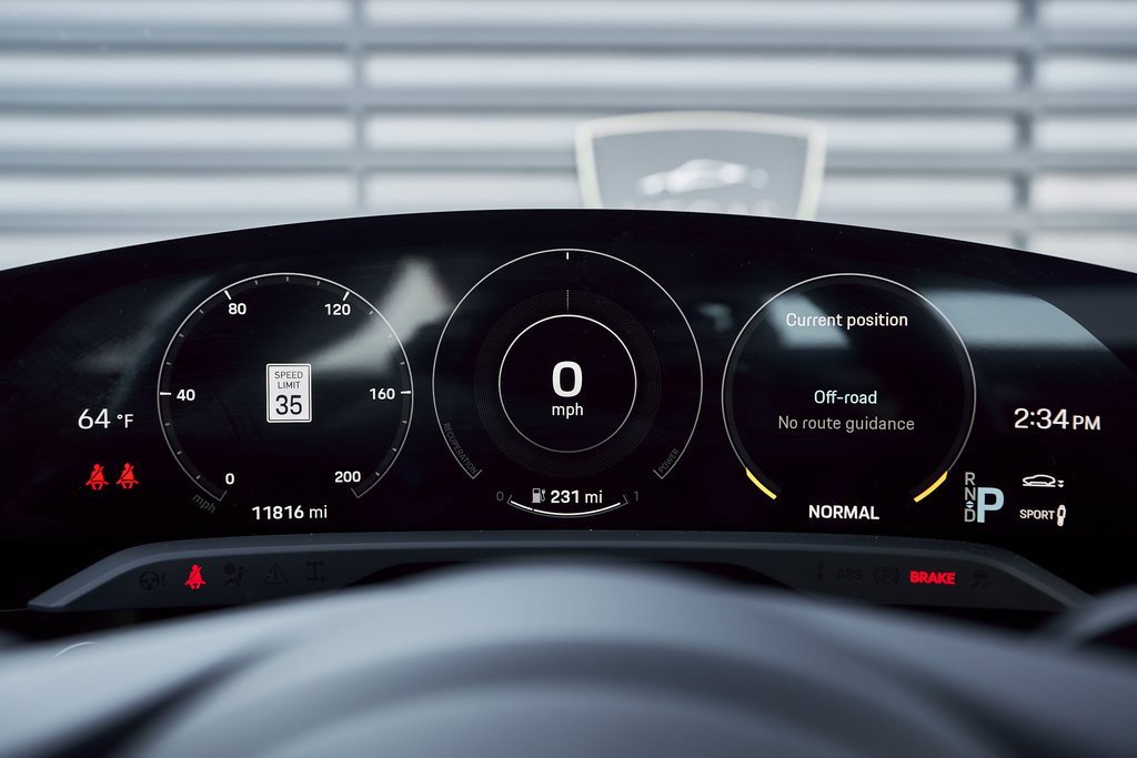 Used 2023 Porsche Taycan 4S w/ Premium Package image 57