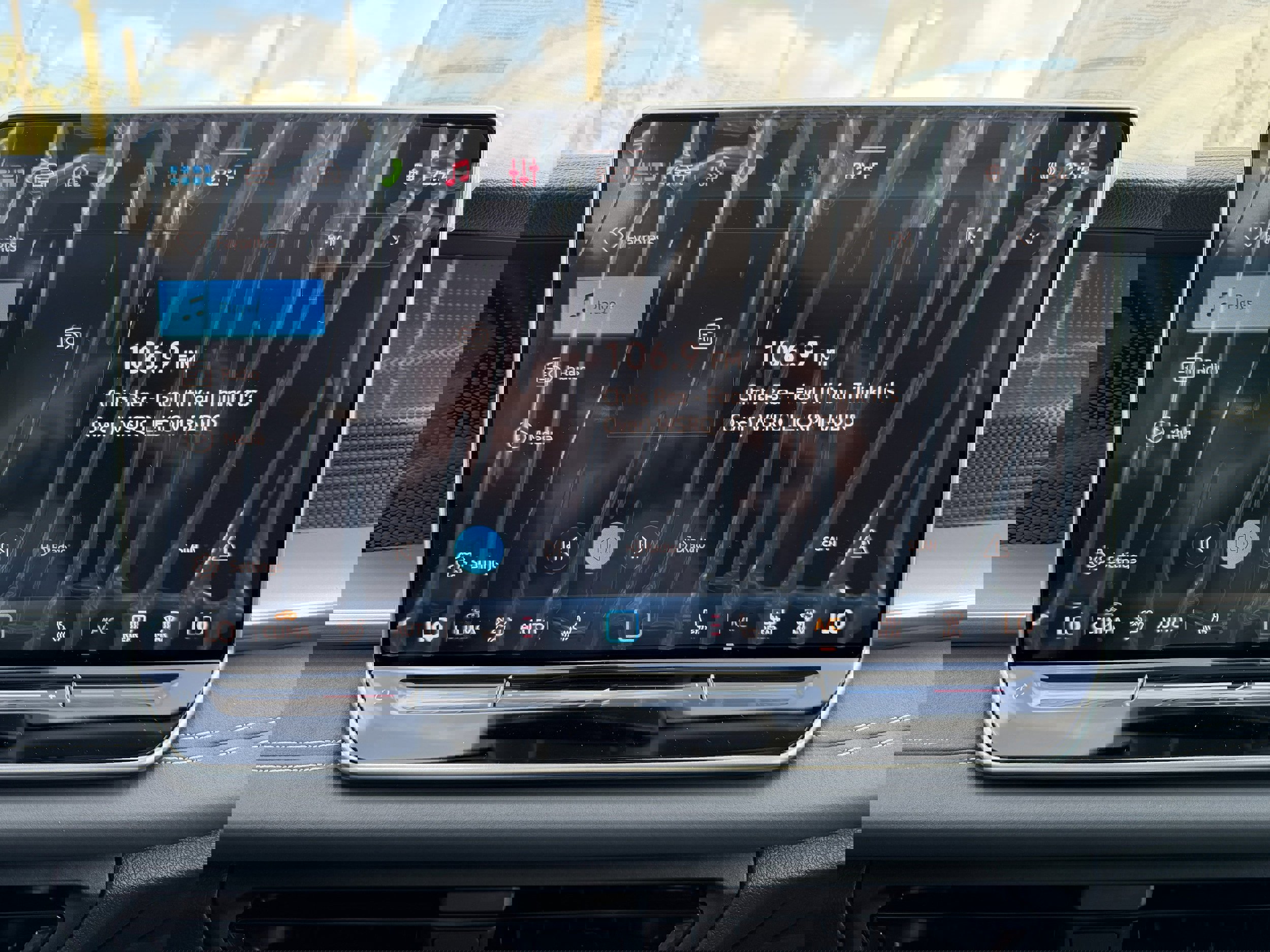 New 2026 Volkswagen Tiguan SE image 17