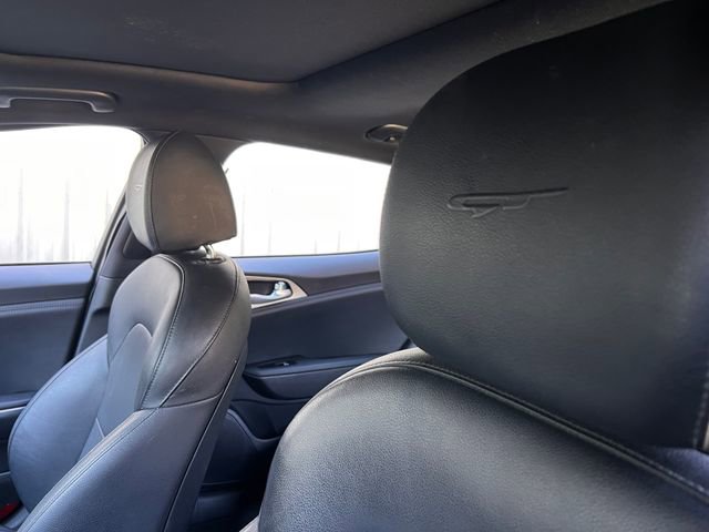 Used 2018 Kia Stinger GT1 image 14