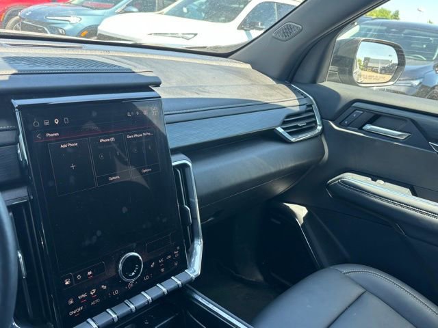 Used 2024 GMC Acadia Elevation FWD image 29